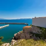 Apartmán Einzigartiges Direkt Am Privatstrand Mit Privatem Balkon, Klima, Meerblick, Wifi Novi Vinodolski