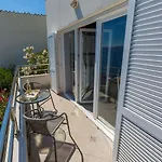 Einzigartiges Direkt Am Privatstrand Mit Privatem Balkon, Klima, Meerblick, Wifi Novi Vinodolski