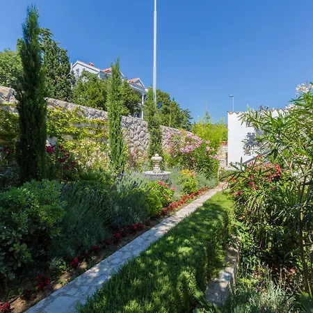 Einzigartiges Direkt Am Privatstrand Mit Privatem Balkon, Klima, Meerblick, Wifi Apartmán