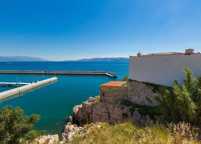 Apartmán Einzigartiges Direkt Am Privatstrand Mit Privatem Balkon, Klima, Meerblick, Wifi Novi Vinodolski