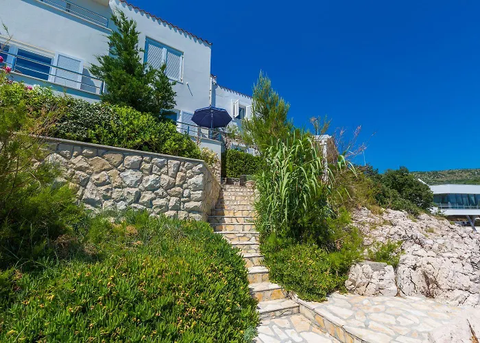 Einzigartiges Direkt Am Privatstrand Mit Privatem Balkon, Klima, Meerblick, Wifi Apartmán *