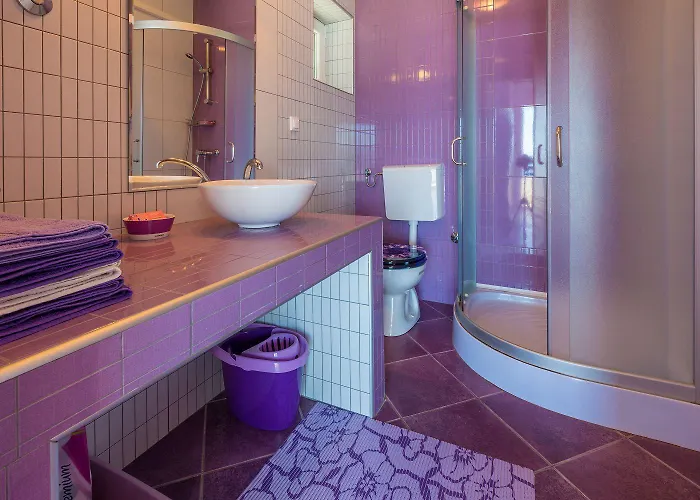 Apartment Einzigartiges Direkt Am Privatstrand Mit Privatem Balkon, Klima, Meerblick, Wifi *